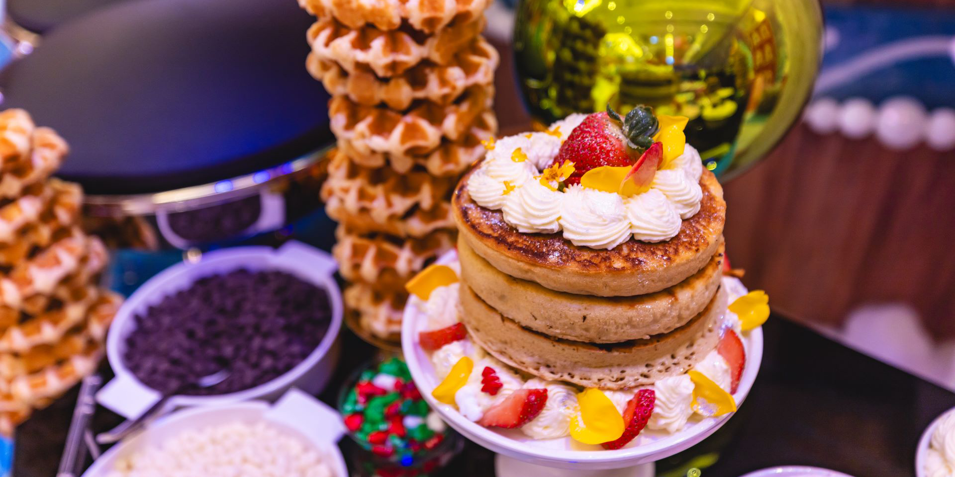 pancakes with fruit